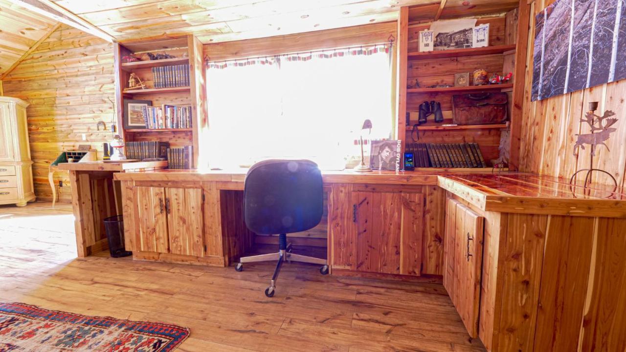 Aubin Sky Lodging At The Yl Ranch Savery Eksteriør bilde