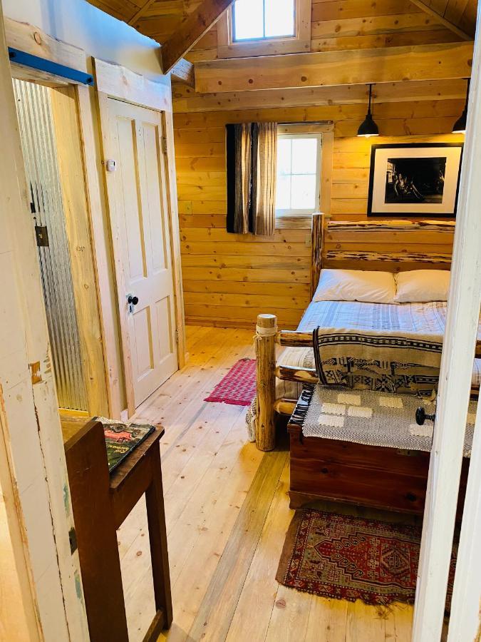 Aubin Sky Lodging At The Yl Ranch Savery Eksteriør bilde