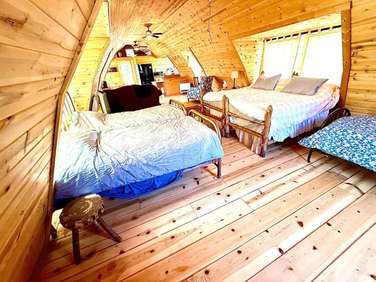 Aubin Sky Lodging At The Yl Ranch Savery Eksteriør bilde