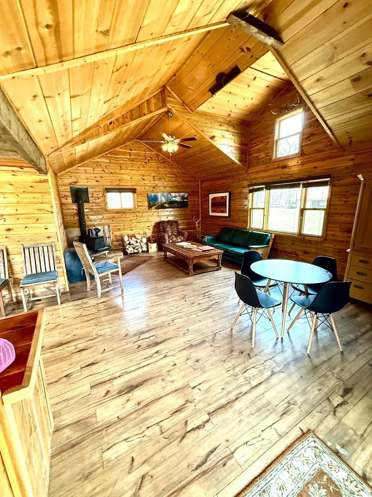 Aubin Sky Lodging At The Yl Ranch Savery Eksteriør bilde